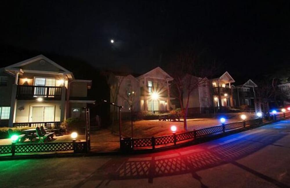 Yongin Doongji Art Village Pension