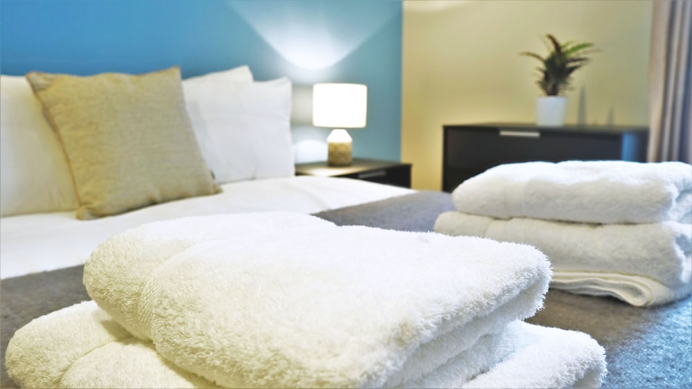 Accomodo London Southbank - Spacious & Elegant Apartments near Big Ben & London Eye