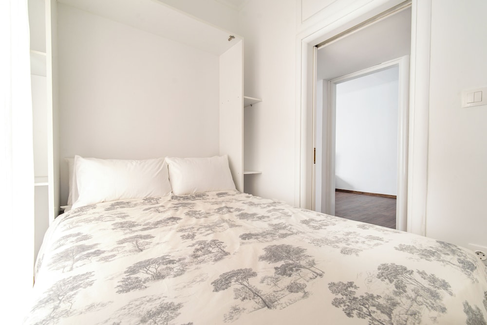 Superb flat in historic centre of Athens