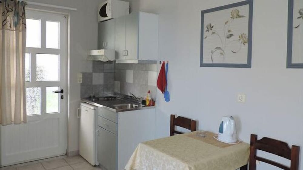 Nostalgia Apartments