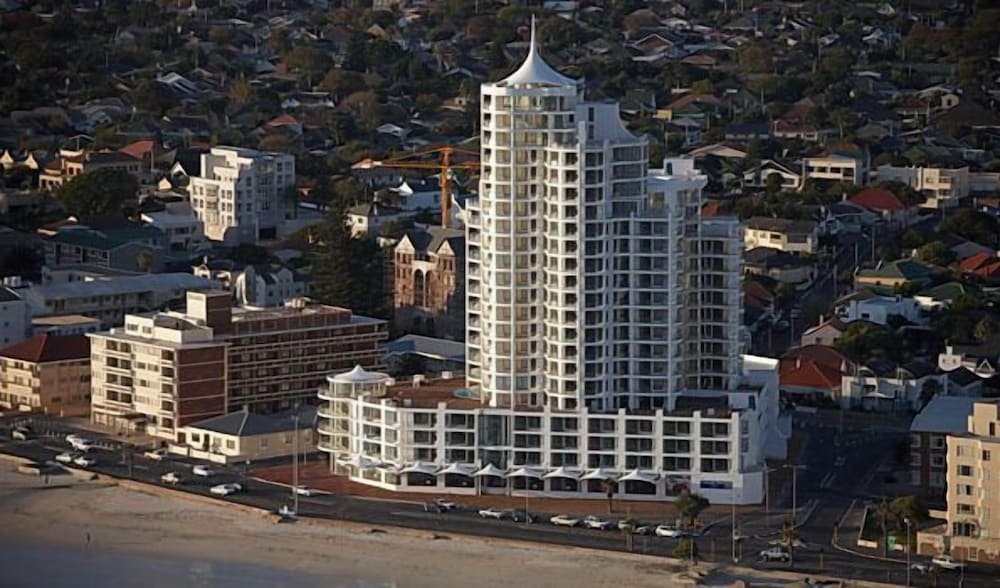 Hibernian Towers