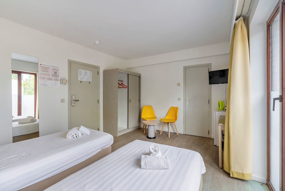 Room in Apartment - Sleep & Go Brussels South - Comfort Studio - Twin