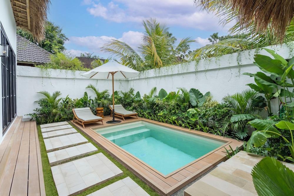 Como Villa by Betterplace