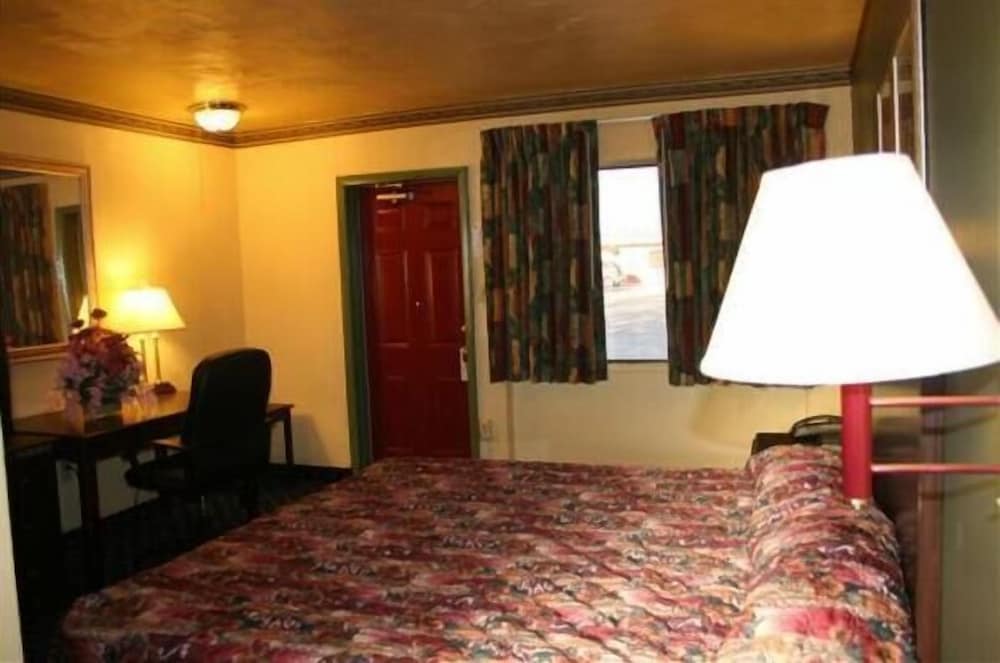 Plaza Travel Inn