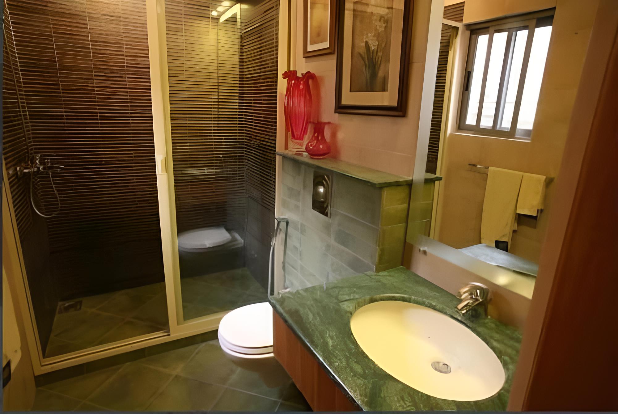 Maisonette Hotel & Resort - Lahore