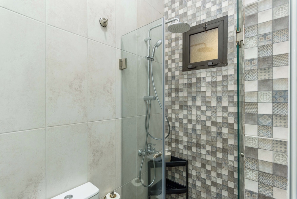 Vista 2-Bedroom Apartment in Batroun