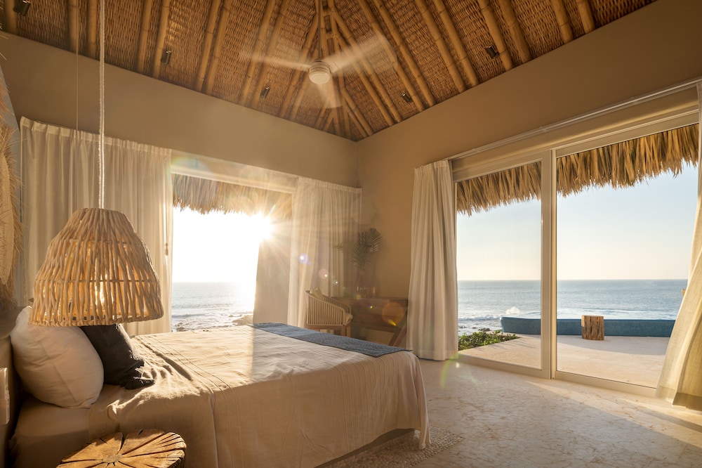 Punta Majahua Condos