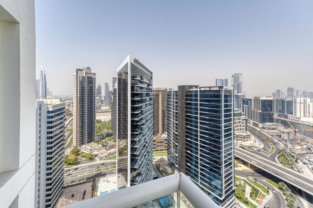 PVH - Stylish 1BR - Damac Prive