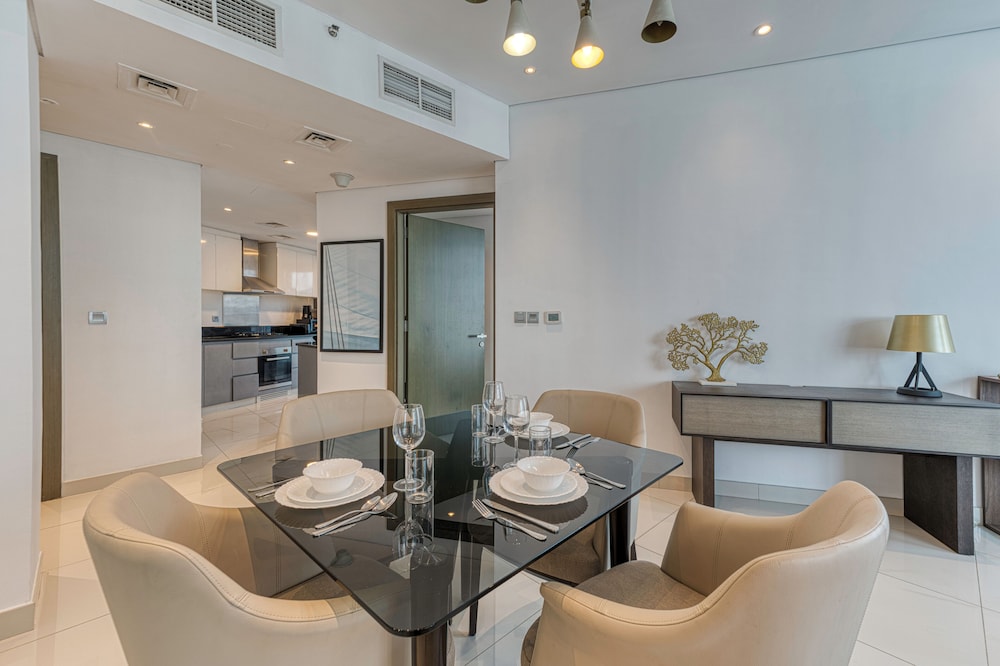 PVH - Stylish 1BR - Damac Prive