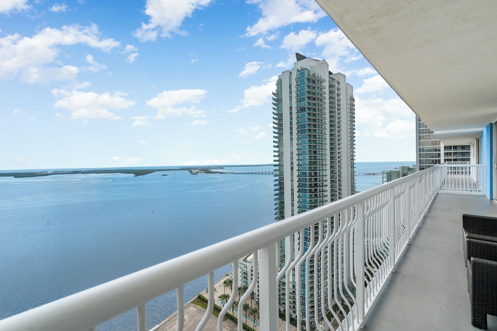 Modern Condos Located in Brickell