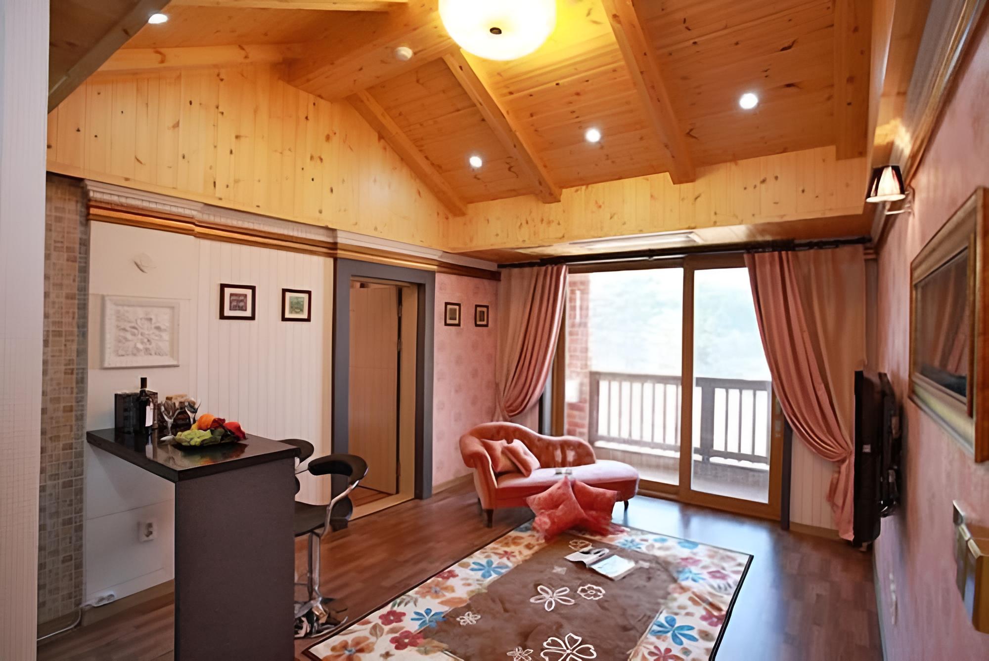 Taean Golden Wave Pension