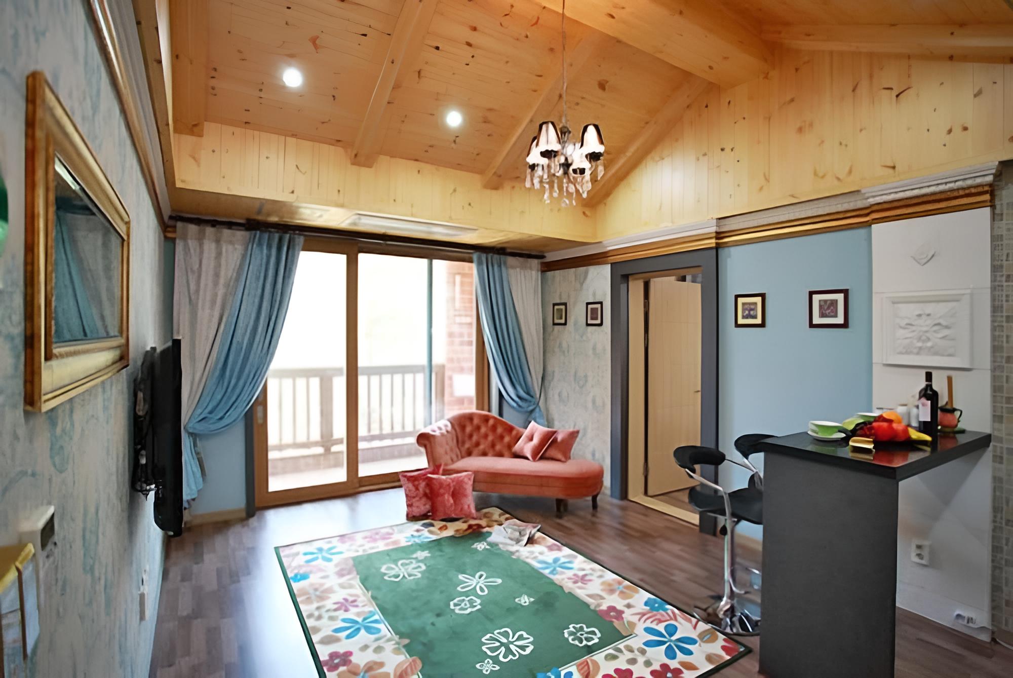 Taean Golden Wave Pension