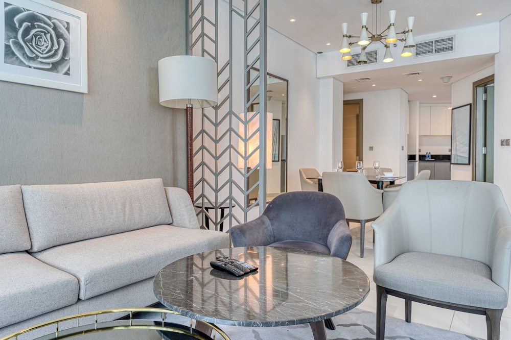 PVH - Stylish 1BR - Damac Prive