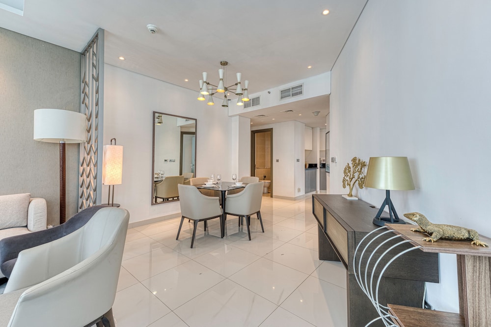 PVH - Stylish 1BR - Damac Prive