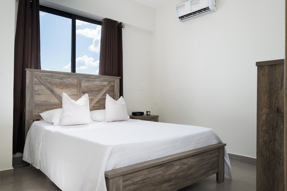 Serenity in the Heart of Santo Domingo 80m2 Apartment Retreat