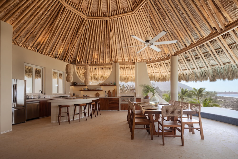 Punta Majahua Condos