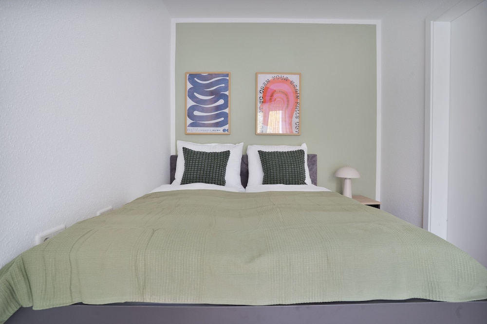 Premium Apartments I home2share