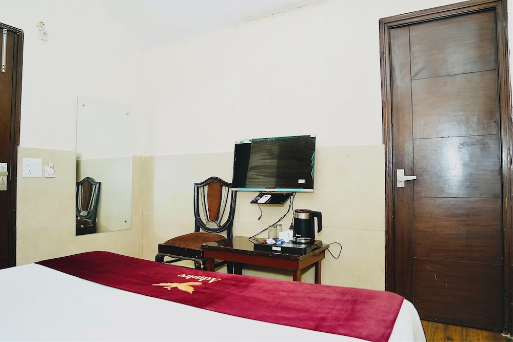 Hotel Arthcontinental By Admire Stays