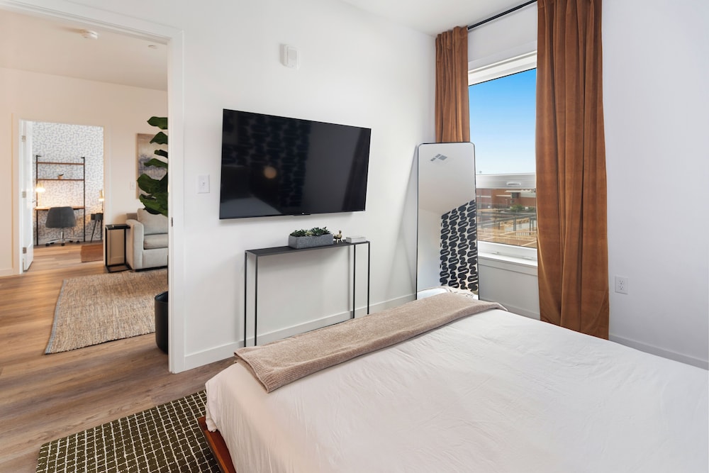 Luxury Apartments by Hyatus at Boston Everett