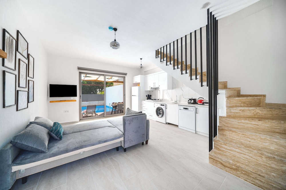Kas Pera Villas