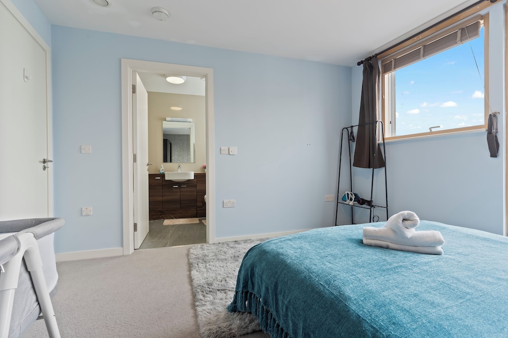 Retreat Private Rooftop 3 Bedroom Apartment