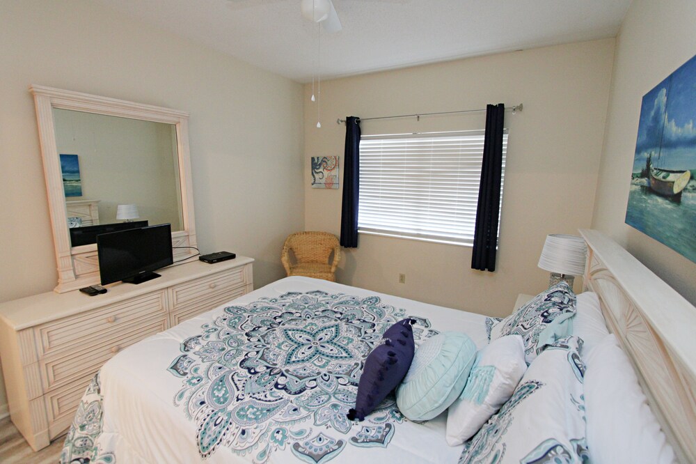 Romar House