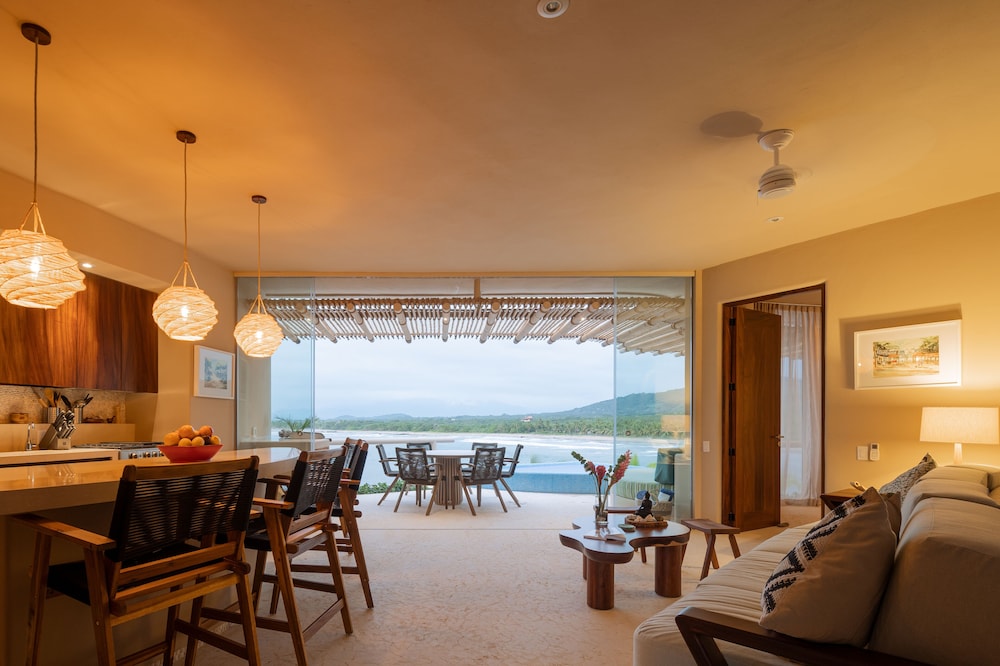 Punta Majahua Condos
