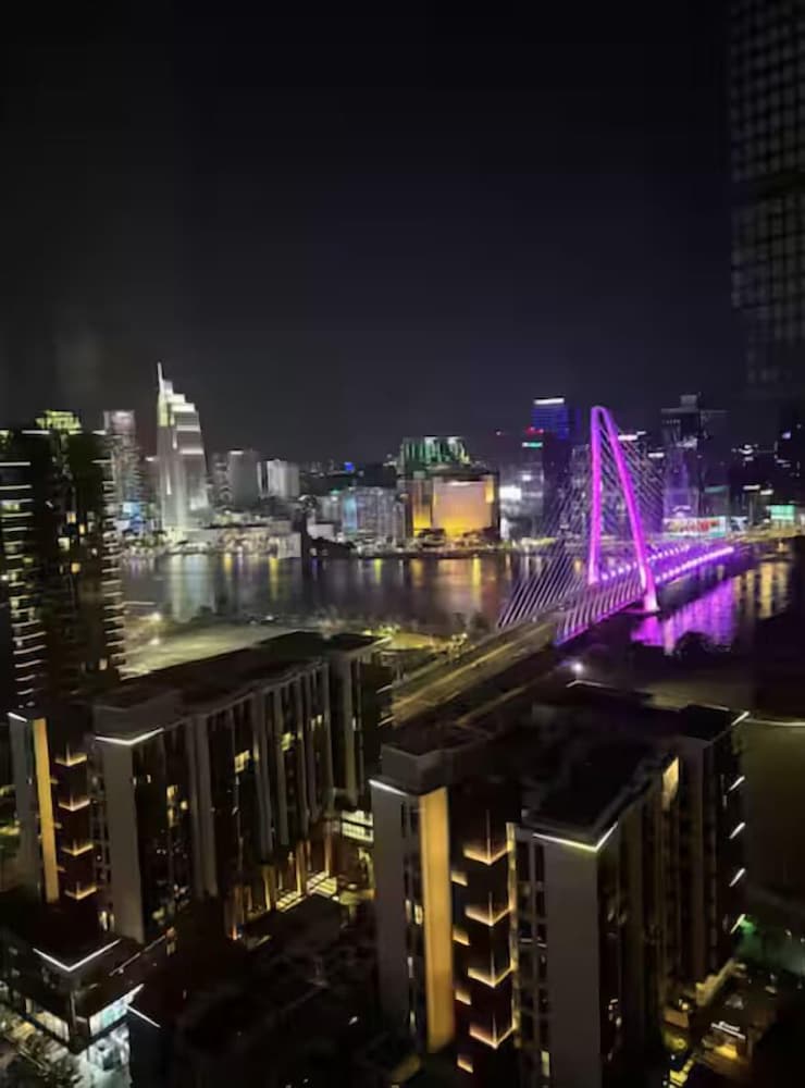 Metropole The Crest Thu Thiem Apartment