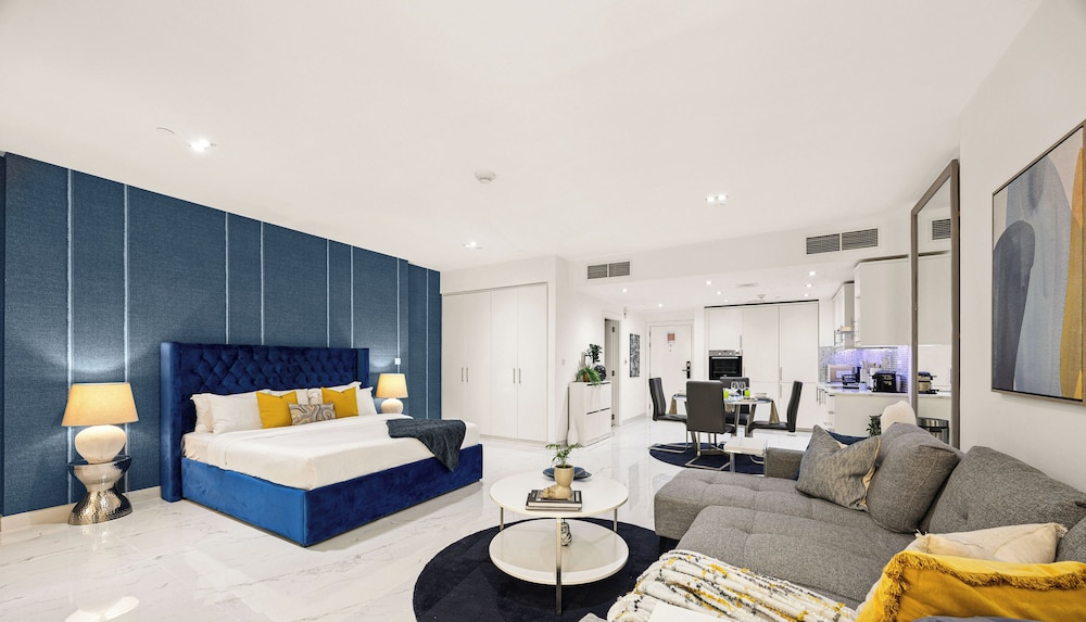 Beachfront Studio JBR Walk Murjan 2