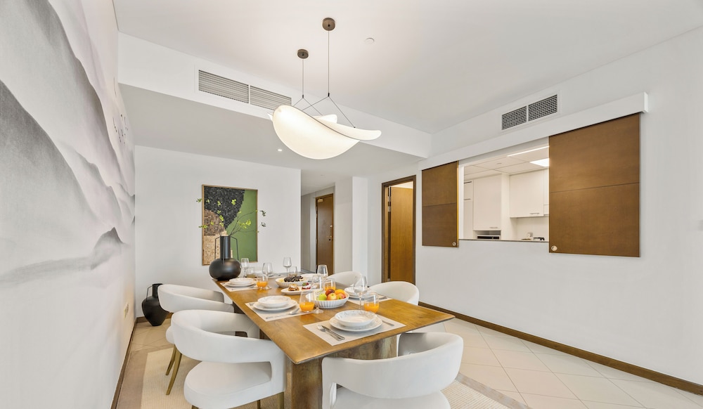 Creekside Haven 2BR Marsa Plaza DFC