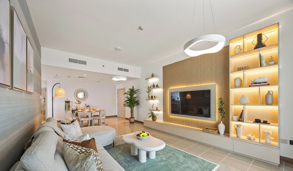 Aegean Charm 2BR Sulafa Tower Marina