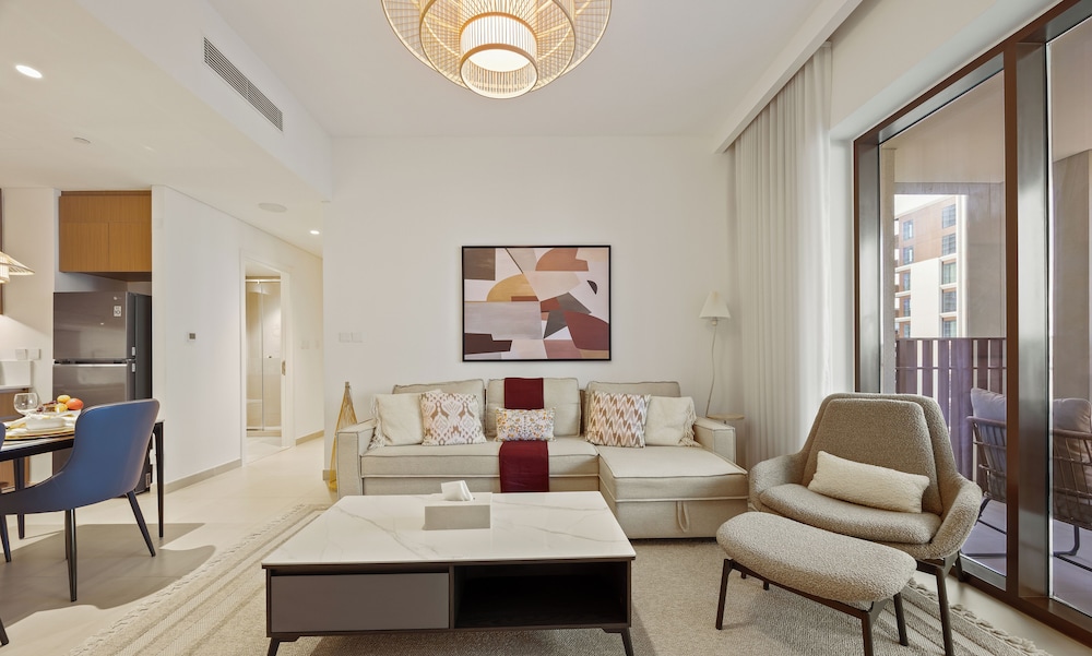 Urban Glam 1 BR in Surf 2-Creek Beach