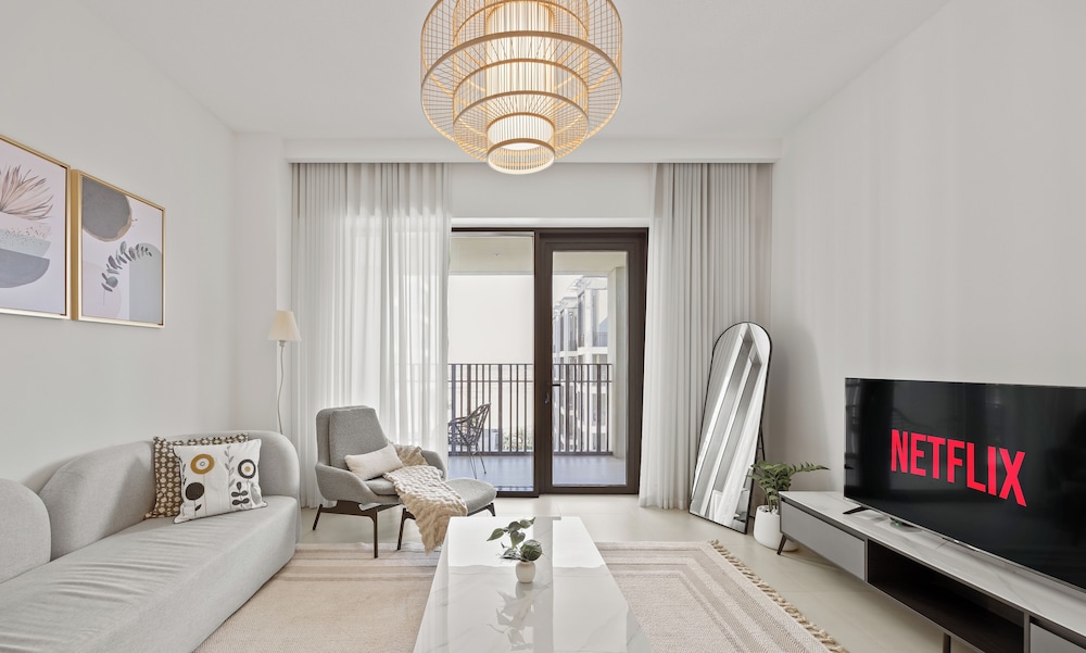 Serene 1 BR in Surf 2-Creek Beach Access