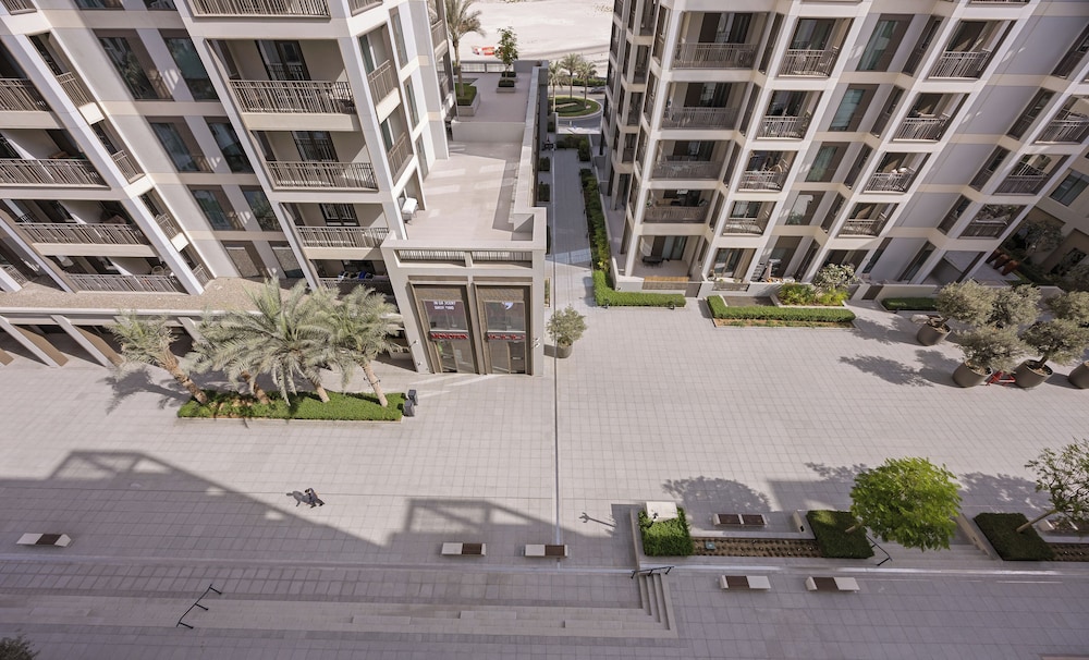 Serene 1 BR in Surf 2-Creek Beach Access