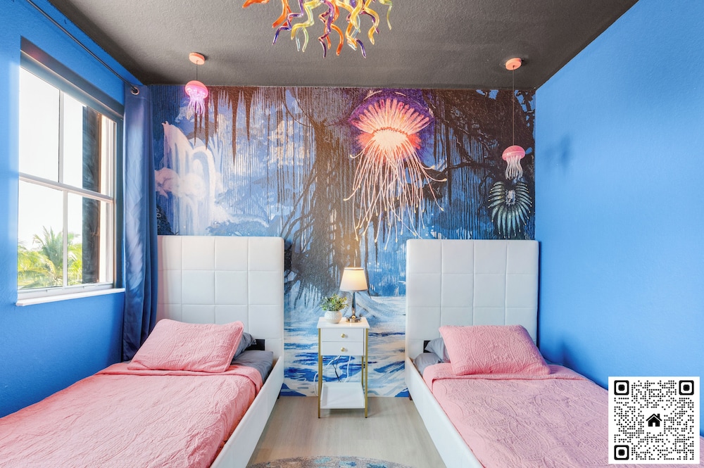 Ethereal Oasis Miami - Heated Pool Spa & Cinema - Prime for Groups