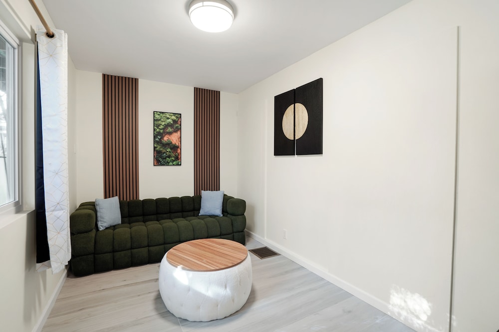 Cozy Private Rooms near SF Transpo