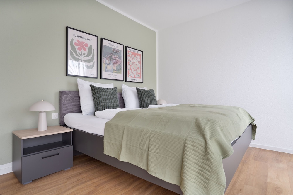 Premium Apartments I home2share