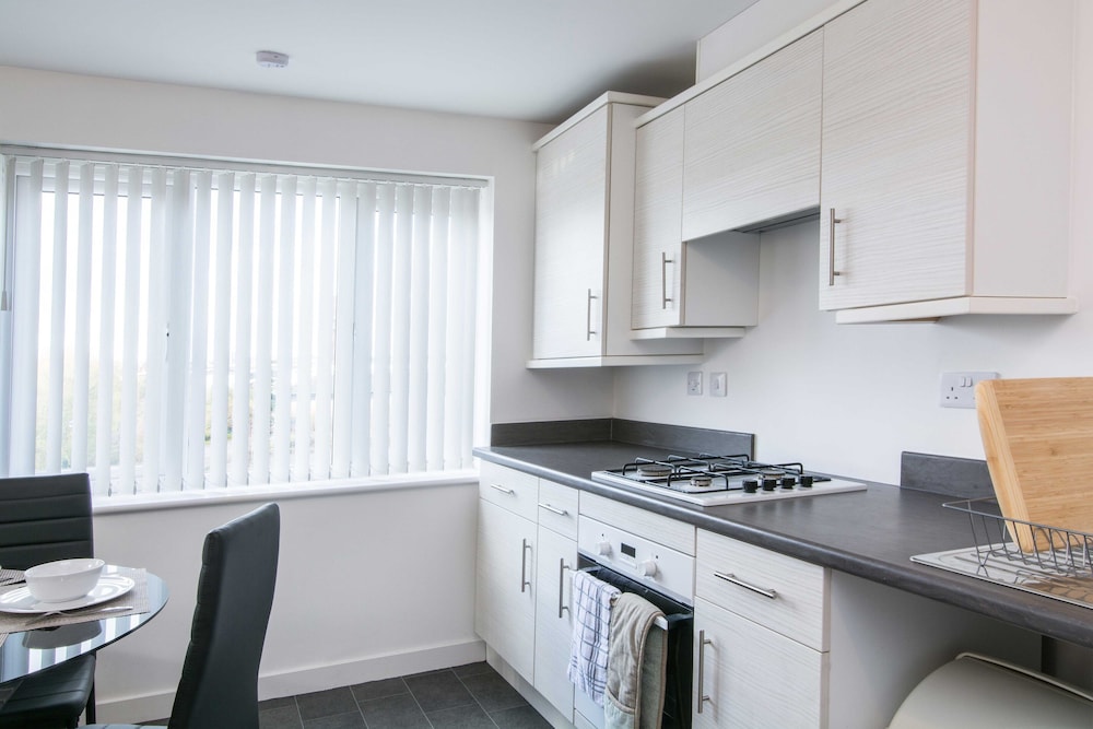 Levon House, Coventry - 2 Bedroom Apartment view 5