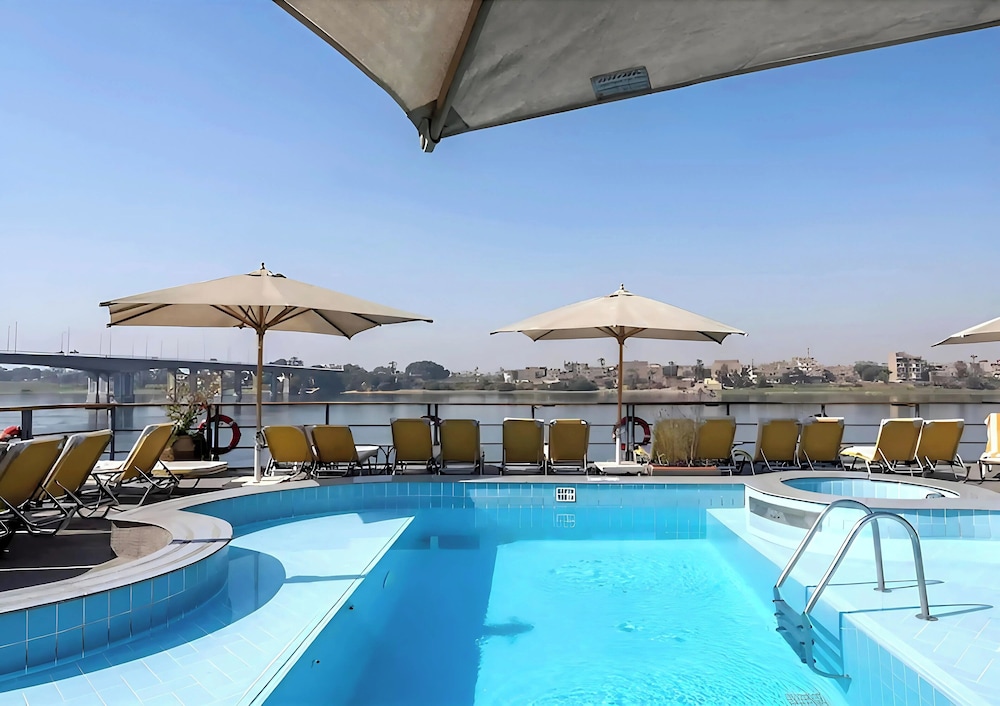 Nile Cruise Essence every Monday from Aswan 3 nights and every Thursday from Luxor 4 nights