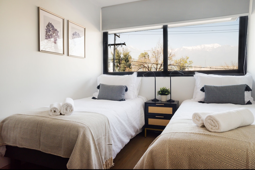 8550 Las Condes Apartments Andes Parking