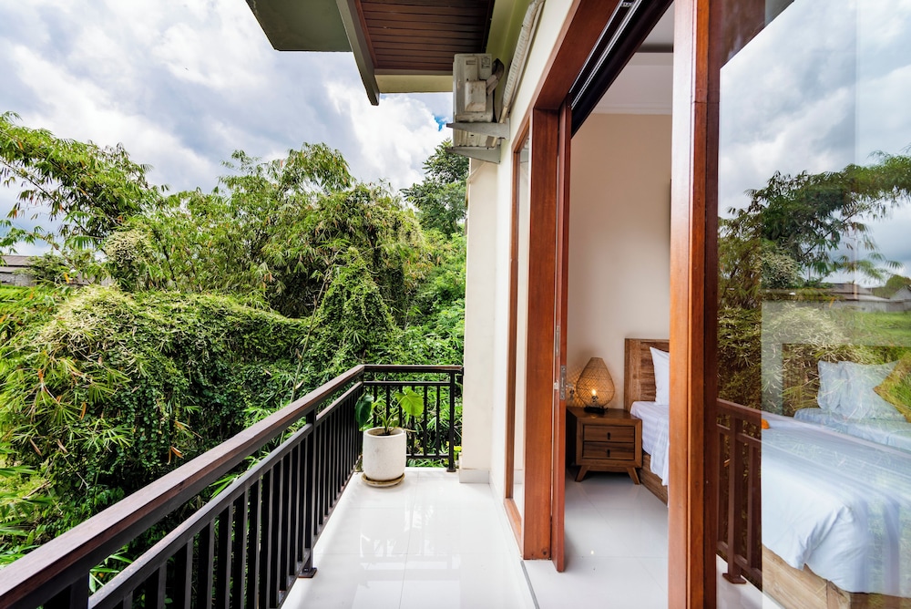 Oka Suite Ubud by Dhananjaya Hospitality