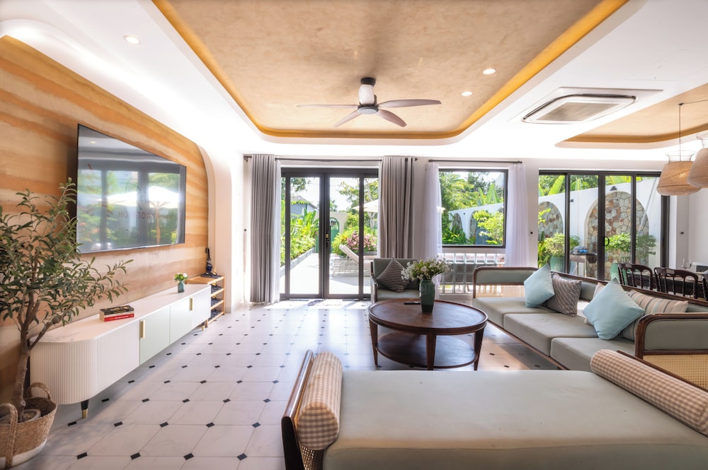 Hometown Signature Retreat Villa Hoi An