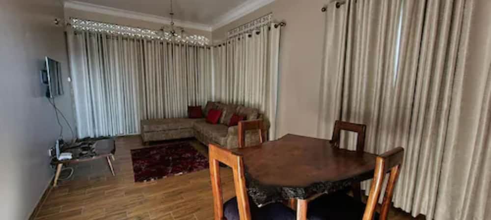 Malachite Apartments view 5