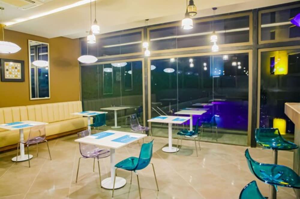 Lagos Vacations - Royal Residences by Design Union - Property Image 9