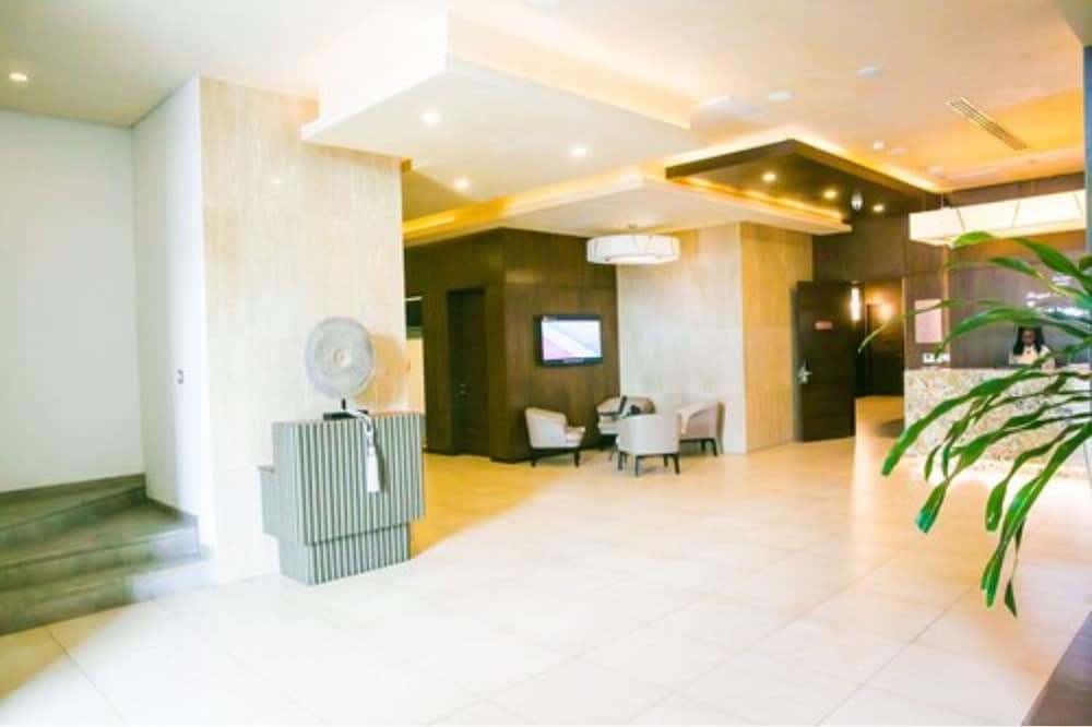 Lagos Vacations - Royal Residences by Design Union - Property Image 6