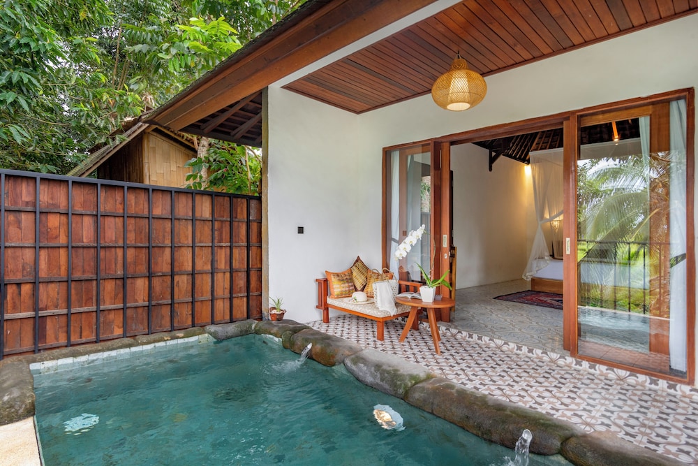 Hoshi Jungle Resort by Dhananjaya Hospitality