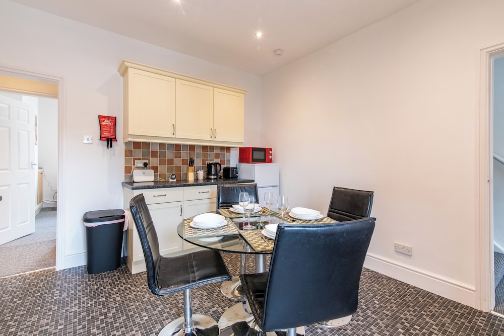 Chesterfield Lodge
