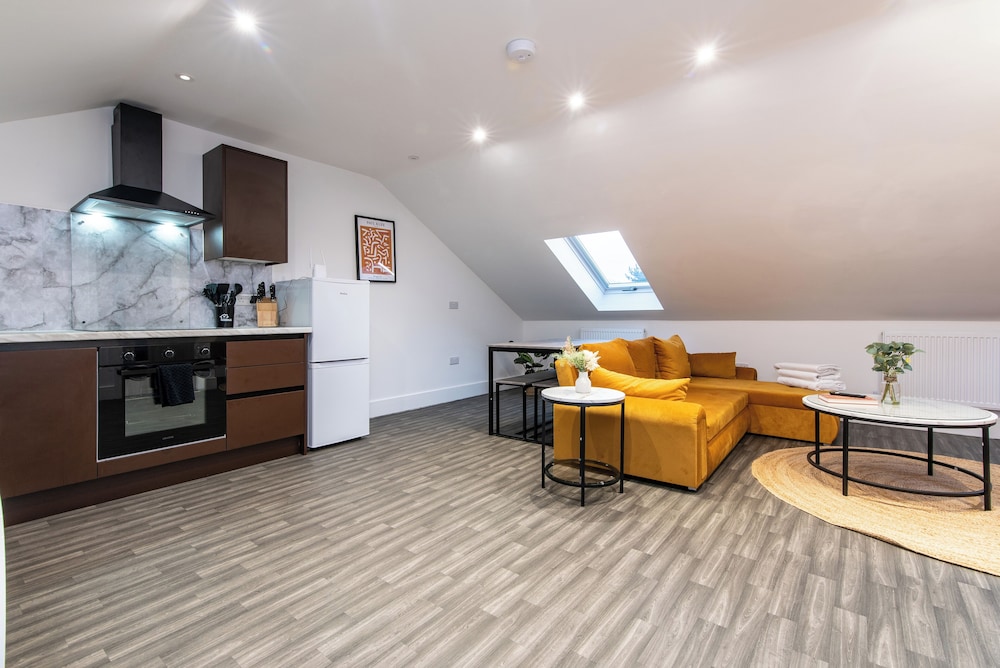 Chapel Street Apartments