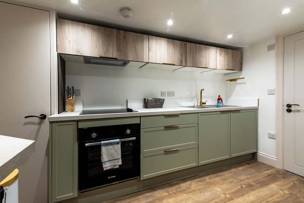 Elm Bank Suites