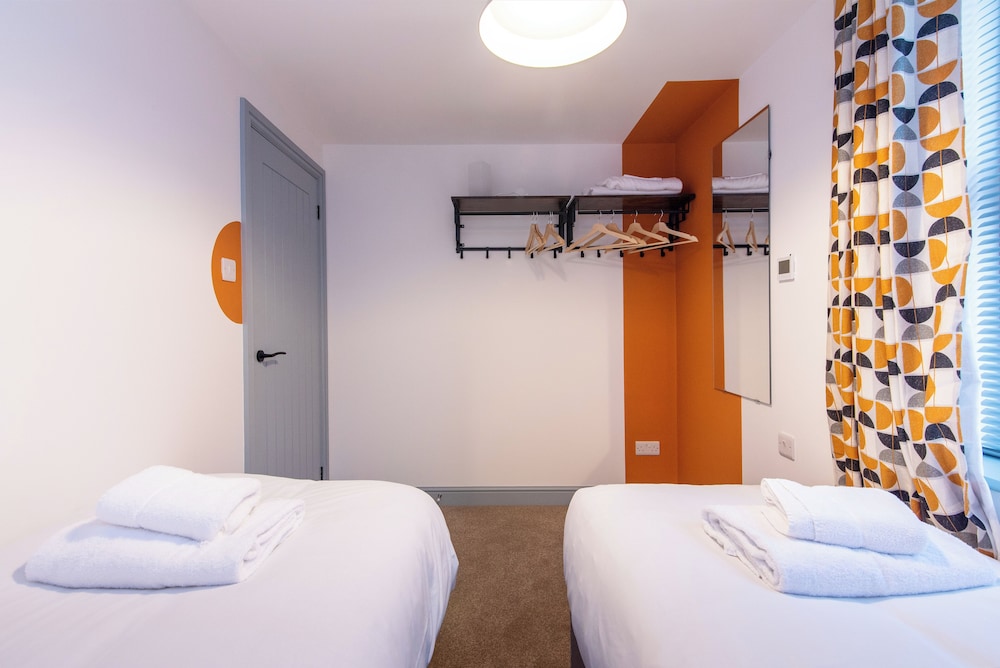 Harcourt Apartments